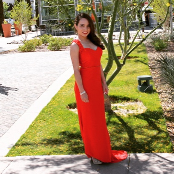 Red prom dress. - Picture 1 of 5